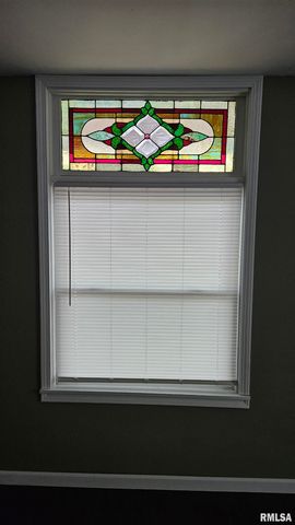 428 N MAIN Street, Lewistown, IL 61542