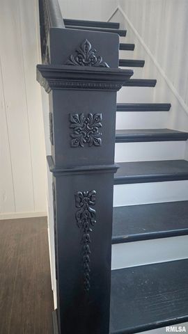 428 N MAIN Street, Lewistown, IL 61542