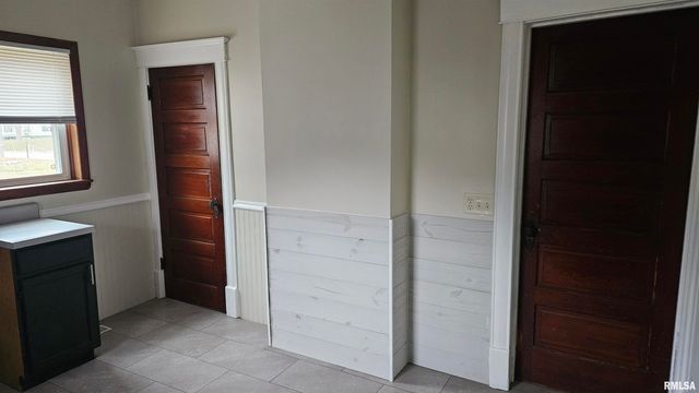 428 N MAIN Street, Lewistown, IL 61542