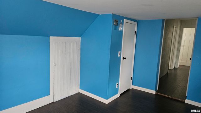 428 N MAIN Street, Lewistown, IL 61542