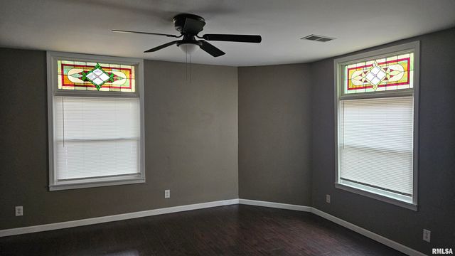 428 N MAIN Street, Lewistown, IL 61542