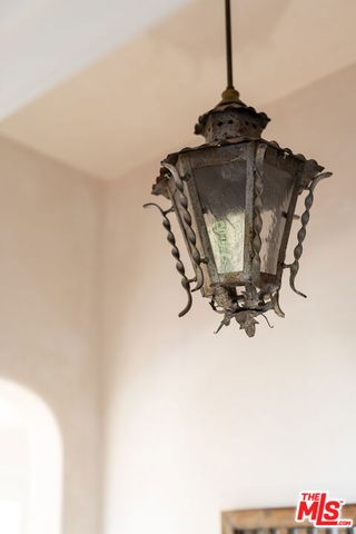 878 Paseo Ferrelo, Santa Barbara, CA 93103