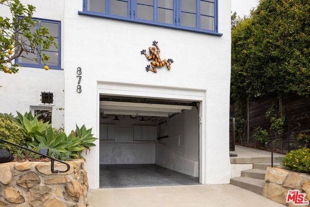 878 Paseo Ferrelo, Santa Barbara, CA 93103
