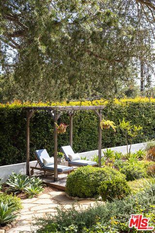 878 Paseo Ferrelo, Santa Barbara, CA 93103