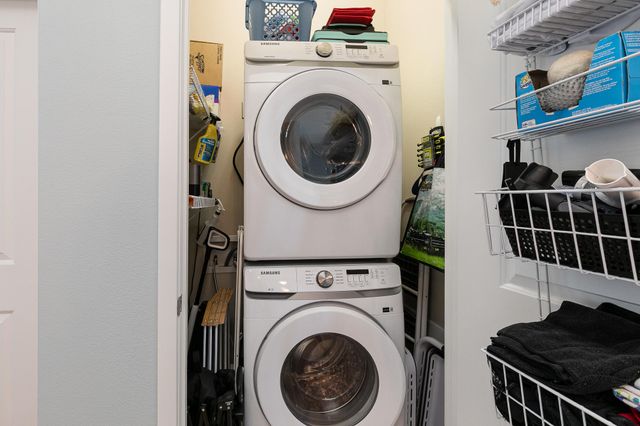 623 W Walnut Street 408, Springfield, MO 65806