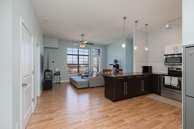 623 W Walnut Street 408, Springfield, MO 65806