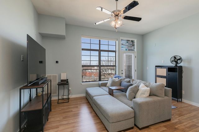 623 W Walnut Street 408, Springfield, MO 65806