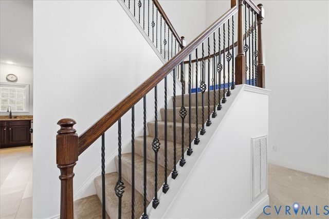 14419 Beachmere Dr, Chester, VA 23831