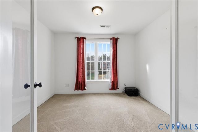 14419 Beachmere Dr, Chester, VA 23831