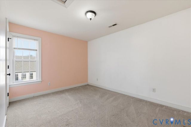 14419 Beachmere Dr, Chester, VA 23831