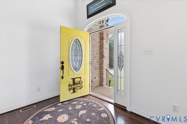 14419 Beachmere Dr, Chester, VA 23831