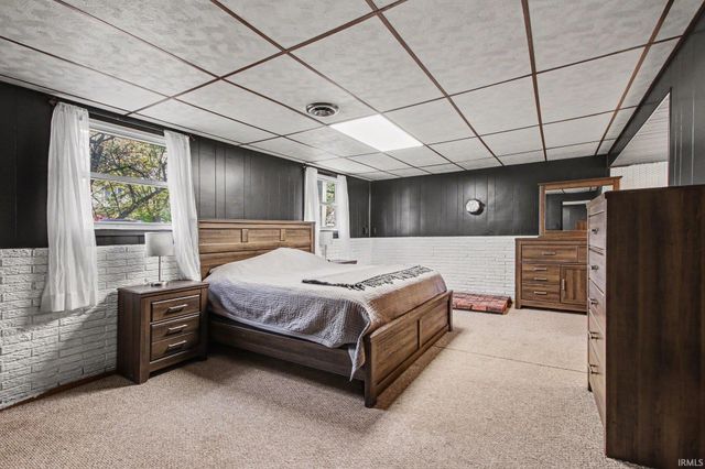 1707 Peachtree Drive, Valparaiso, IN 46383