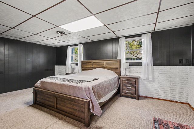 1707 Peachtree Drive, Valparaiso, IN 46383