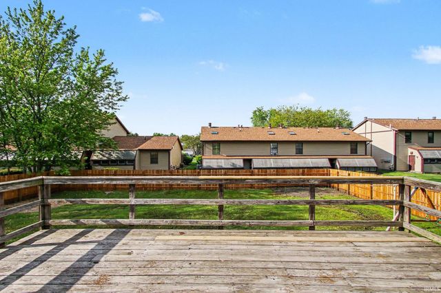 1707 Peachtree Drive, Valparaiso, IN 46383