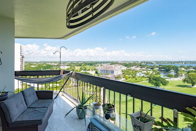 2000 Presidential Way 1401, West Palm Beach, FL 33401