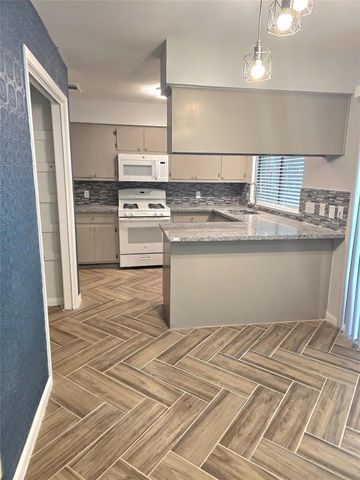 1417 Hyridge CIR, Round Rock, TX 78664