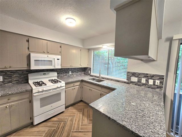 1417 Hyridge CIR, Round Rock, TX 78664