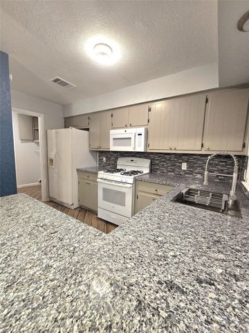 1417 Hyridge CIR, Round Rock, TX 78664