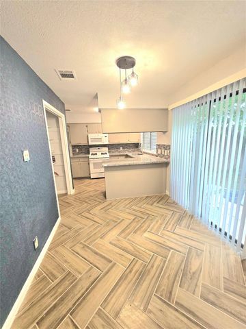 1417 Hyridge CIR, Round Rock, TX 78664