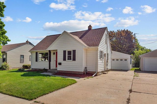1516 RUGBY STREET, Oshkosh, WI 54902