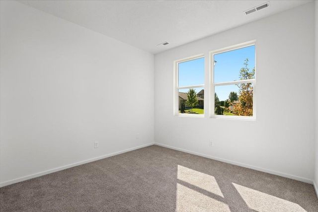 501 N ARCADIA Ave, Deer Park, WA 99006