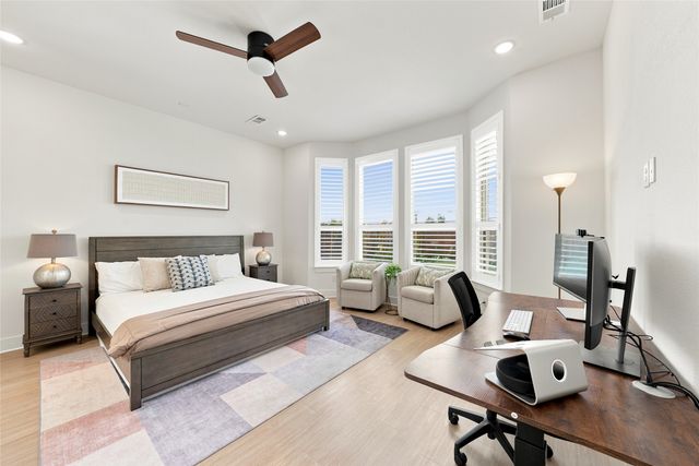 2012 Braided Mane Avenue, Aubrey, TX 76227