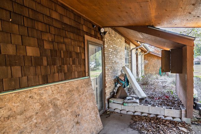 1006 Rikkity Lane, Mt Pleasant, TX 75455