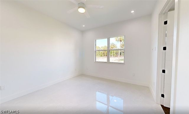 3762 32nd AVE SE, Naples, FL 34117