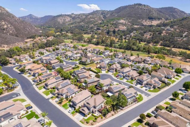 29705 Gracilior Drive, Escondido, CA 92026