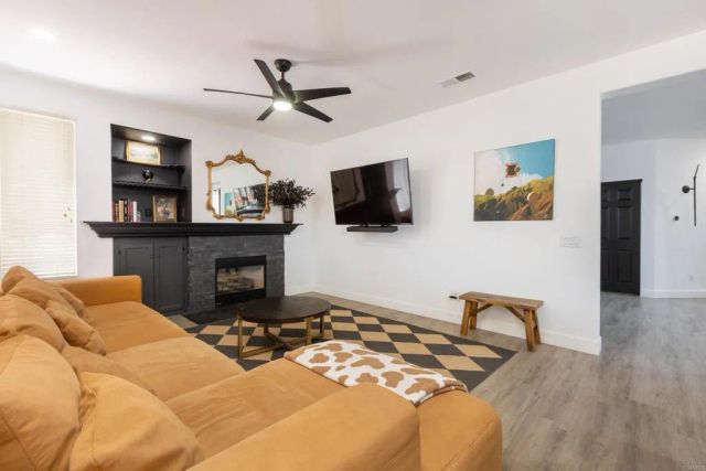 29705 Gracilior Drive, Escondido, CA 92026