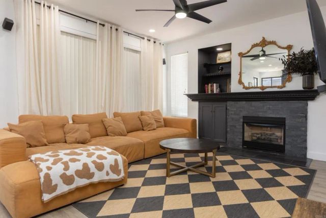 29705 Gracilior Drive, Escondido, CA 92026