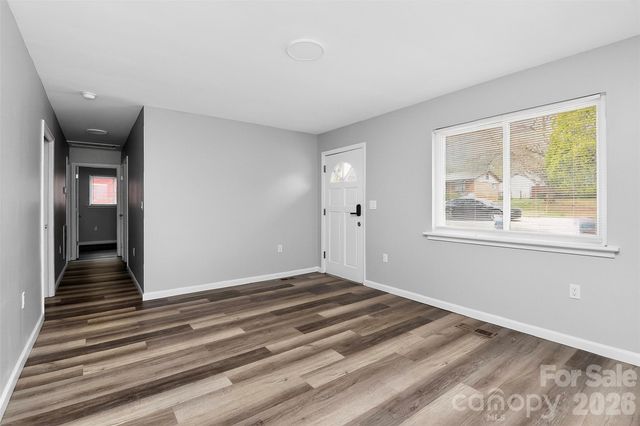 1019 Lewiston Avenue, Charlotte, NC 28208