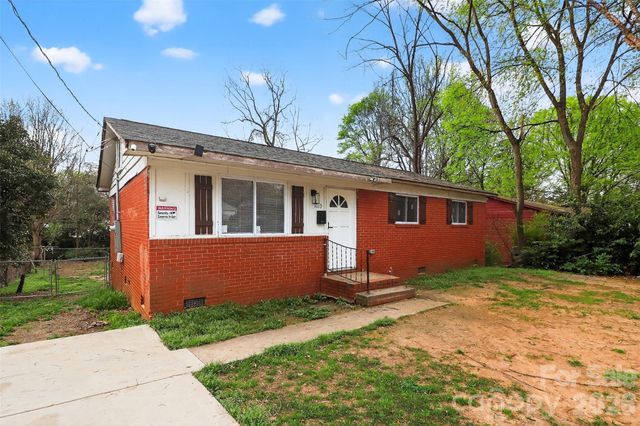 1019 Lewiston Avenue, Charlotte, NC 28208