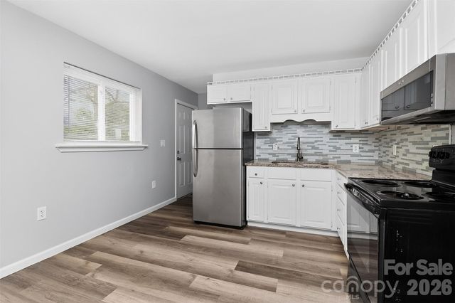 1019 Lewiston Avenue, Charlotte, NC 28208