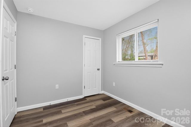 1019 Lewiston Avenue, Charlotte, NC 28208