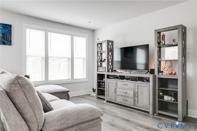 9943 Albright Knot Way, Glen Allen, VA 23059
