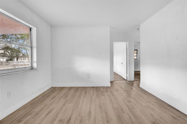 1360 NW 117th St, Miami, FL 33167