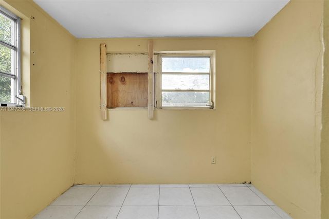 1360 NW 117th St, Miami, FL 33167