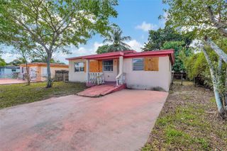 1360 NW 117th St, Miami, FL 33167