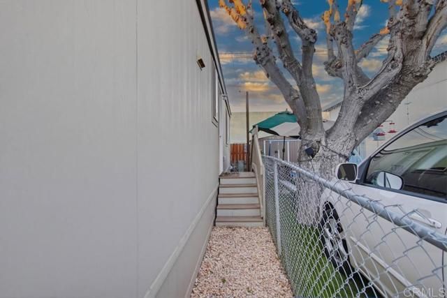 187 Ballard Street 15, El Cajon, CA 92019