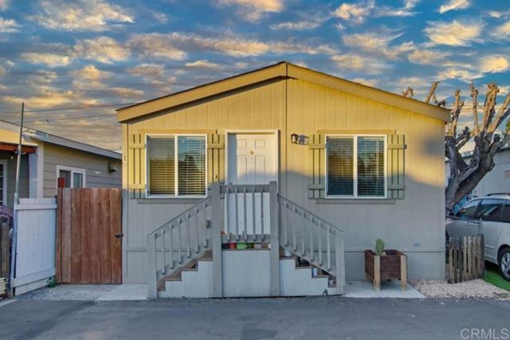 187 Ballard Street 15, El Cajon, CA 92019