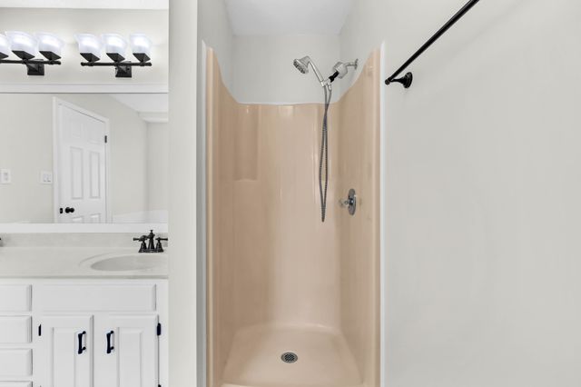 418 Martin Rd, Clarksville, TN 37042