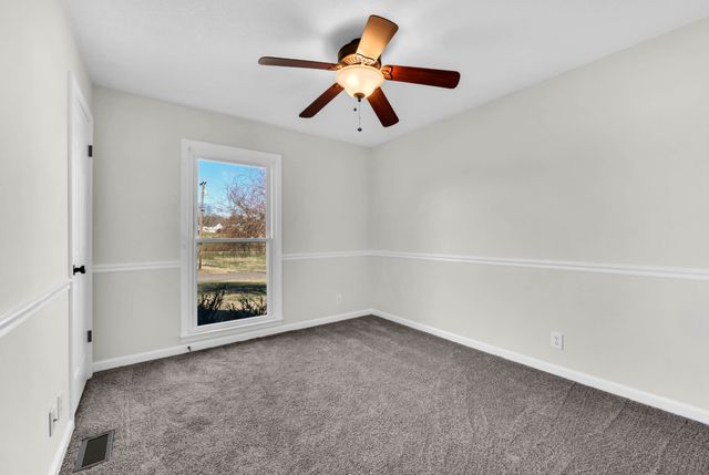 418 Martin Rd, Clarksville, TN 37042