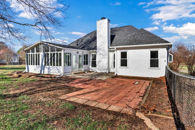 418 Martin Rd, Clarksville, TN 37042