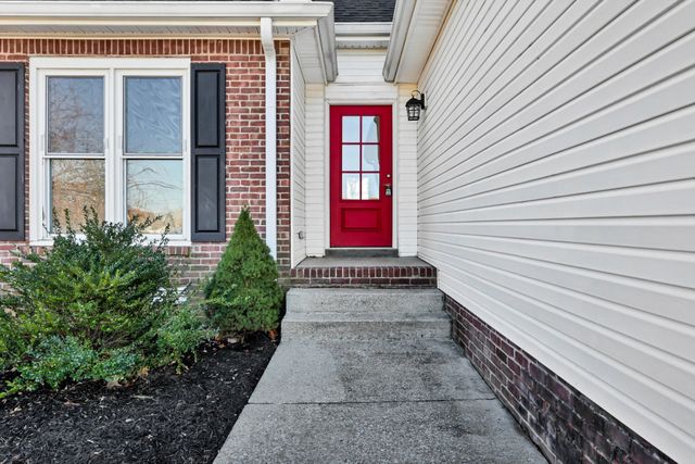 418 Martin Rd, Clarksville, TN 37042