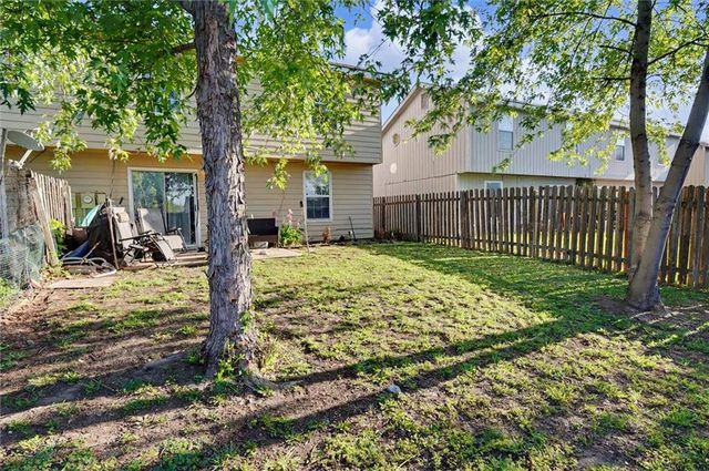4013 Overland Drive, Lawrence, KS 66049