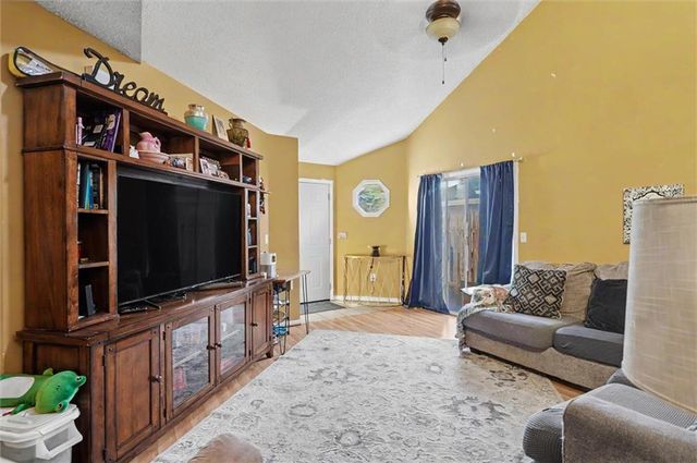 4013 Overland Drive, Lawrence, KS 66049