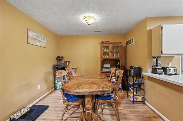 4013 Overland Drive, Lawrence, KS 66049