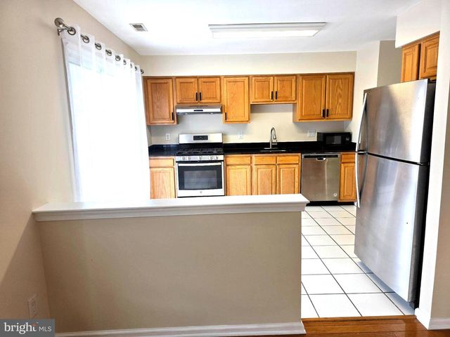 2608 STOKES RD, Mount Laurel, NJ 08054