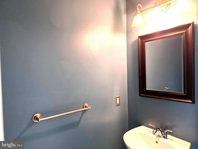 2608 STOKES RD, Mount Laurel, NJ 08054